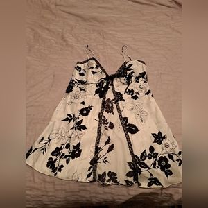 Victoria Secret tie front baby doll nightie